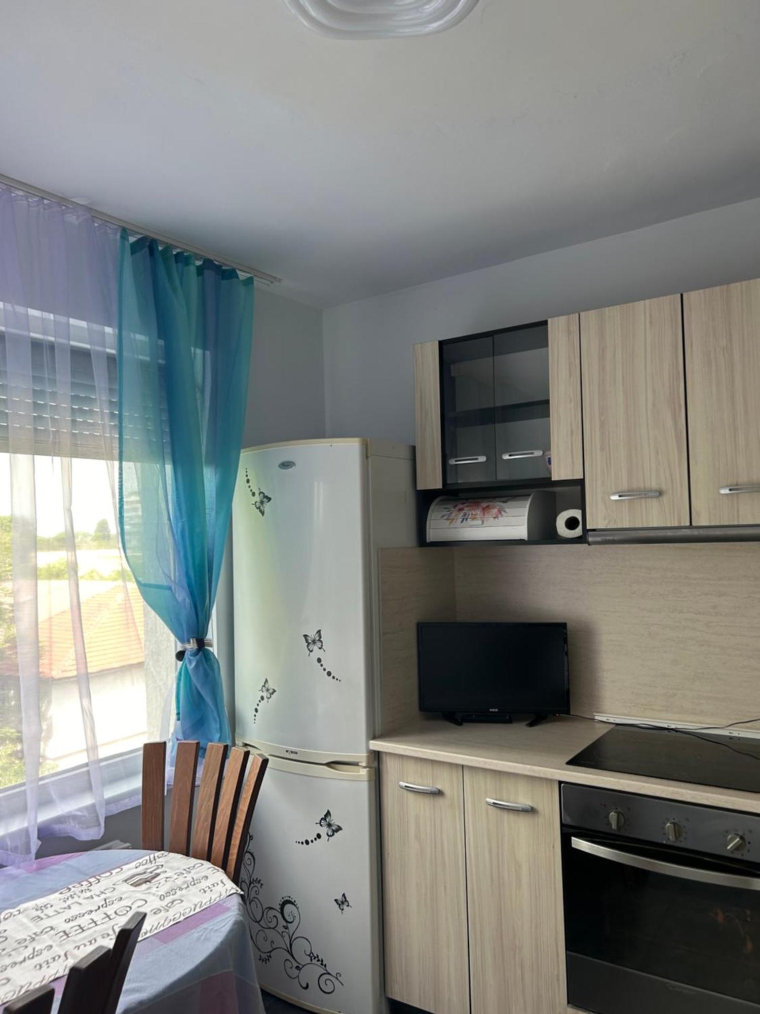 Апартаменти Уют Plovdiv Ngoại thất bức ảnh