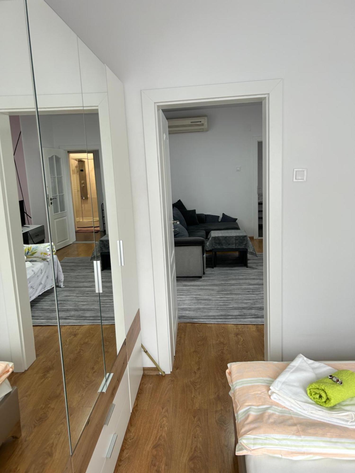 Апартаменти Уют Plovdiv Ngoại thất bức ảnh